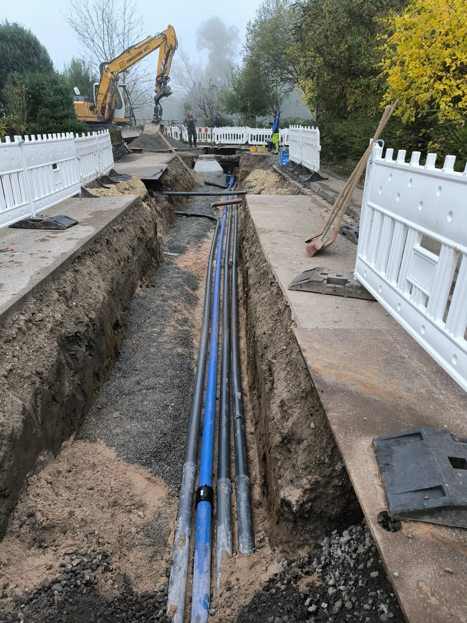 Baustelle von Stefan Unrath Haustechnik mit offenem Rohrgraben